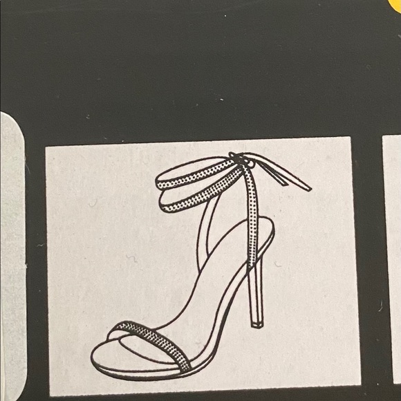 Silver Heels - Picture 2 of 4